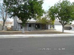 935 N Martin St, Rialto, CA 92376