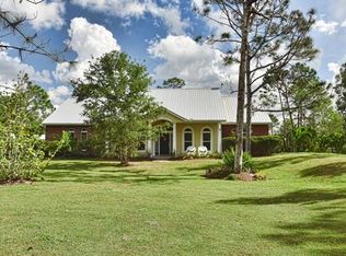 1152 Cypress Ave, Labelle, FL 33935