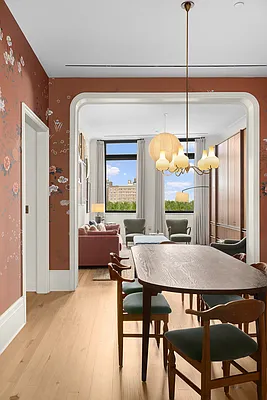 Sold by Corcoran | media 21