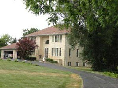 2nd image of 22546 W Lake Cook Rd