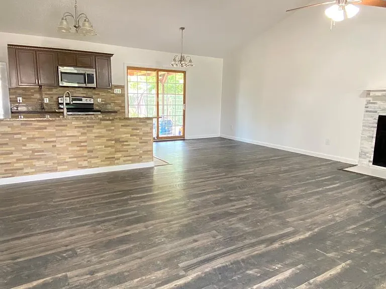 3728 Flintwood Trl — Photo 14