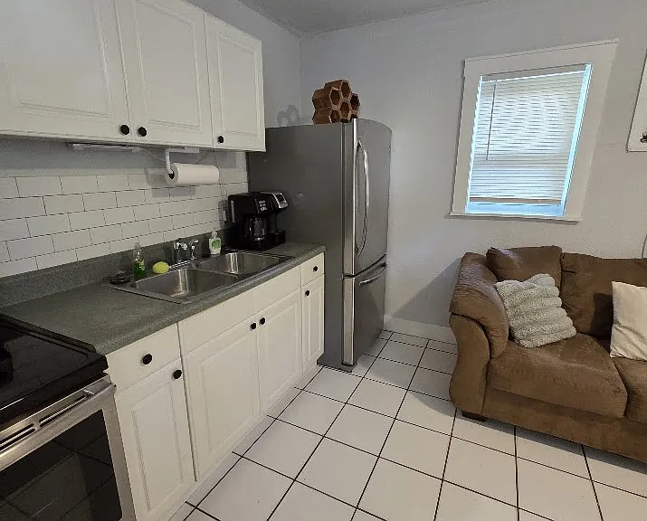 1611 Ballard Park Dr #A — Photo 13