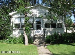 812 N Maple St, Watertown, SD 57201