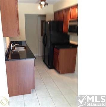Kitchenw/ Granite counter tops