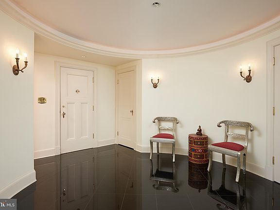 3rd image of 4000 Cathedral Avenue Nw #602B