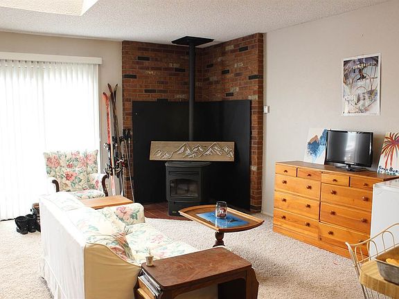 3rd image of 1166 N 18th St