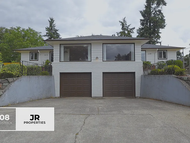 6208 SE Woodstock Blvd — Photo 3