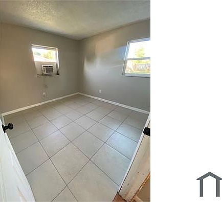 3rd image of 2319 Otis Ave