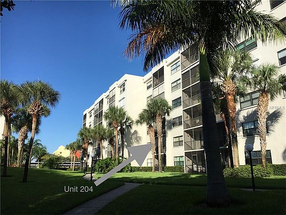 2nd image of 1328 Pasadena Ave S APT 204