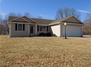 803 East St, Garden City, MO 64747