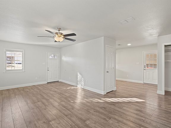 5th image of 314 Woodard St
