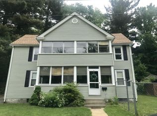 8 Tilbury St, Worcester, MA 01603