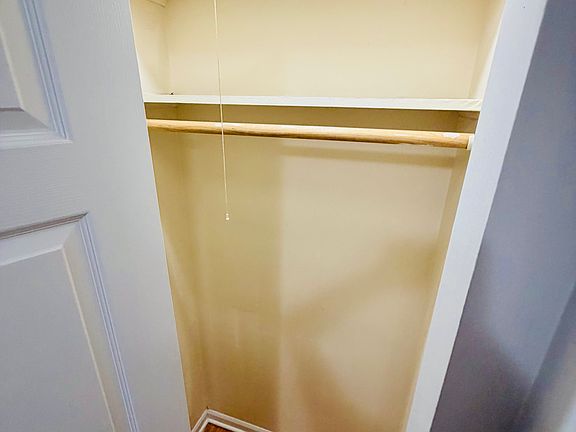4th image of 6725-37 N Sheridan Rd #411