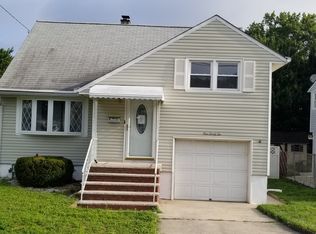 132 Carolyn Ave, Colonia, NJ