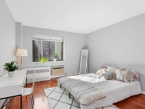3rd image of 85 8th Ave APT 4E