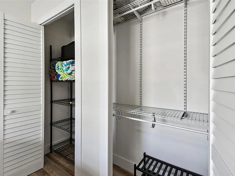 9032 Mission Oaks Blvd #F — Photo 24