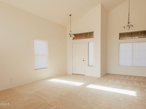 2nd image of 1391 E Laurel Pl
