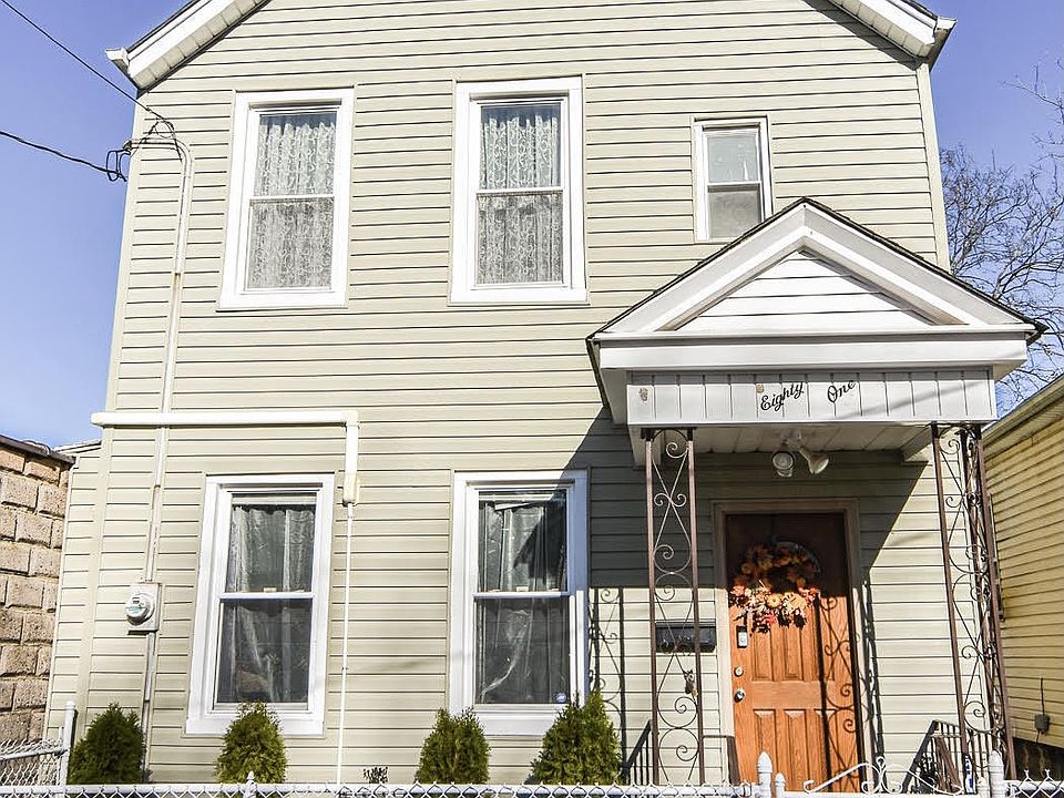 1st image of 81 Laurel Ave