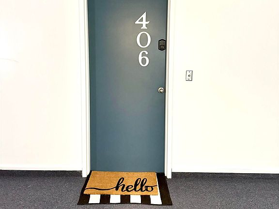 4th image of 2700 N Shore Dr #406