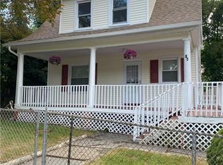 14 Center St, Meriden, CT 06450