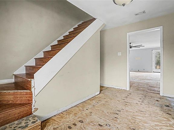 2nd image of 41570 Salva Rd