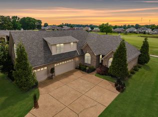 130 Lewis Fairway Cir, Oakland, TN 38060