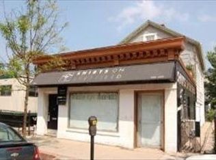 3021 N Sheffield Ave, Chicago, IL 60657