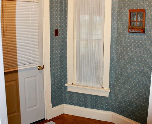 2nd image of 601 W Ludington St