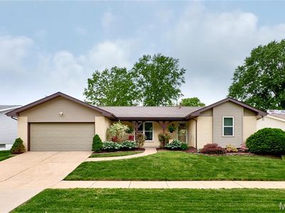 632 Cliff Cave Rd, Saint Louis, MO, 63129