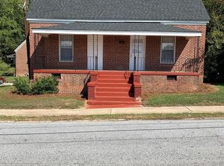 222 Mill Ave, Greenwood, SC 29646