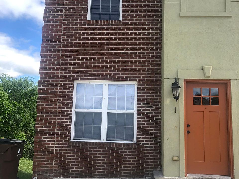 Outside entrance, end unit