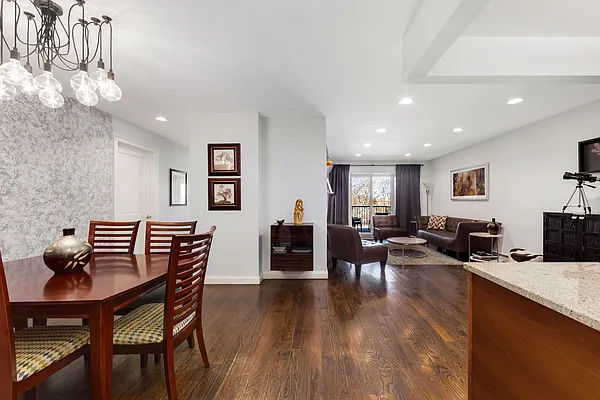 Sold by Compass | media 26