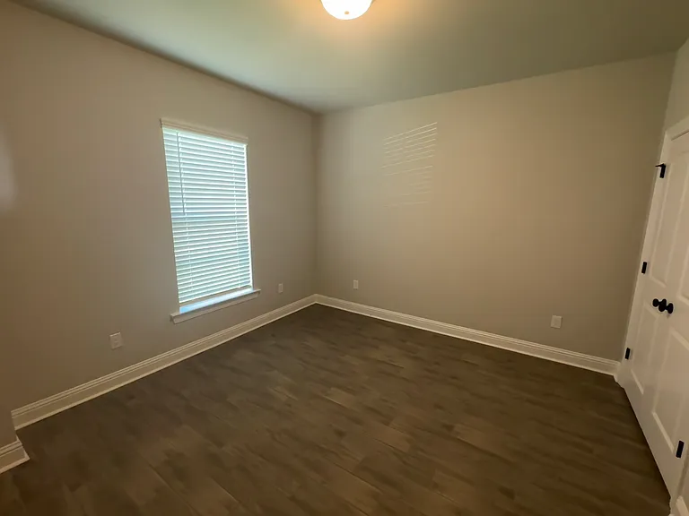 222 Norwell Ln — Photo 17