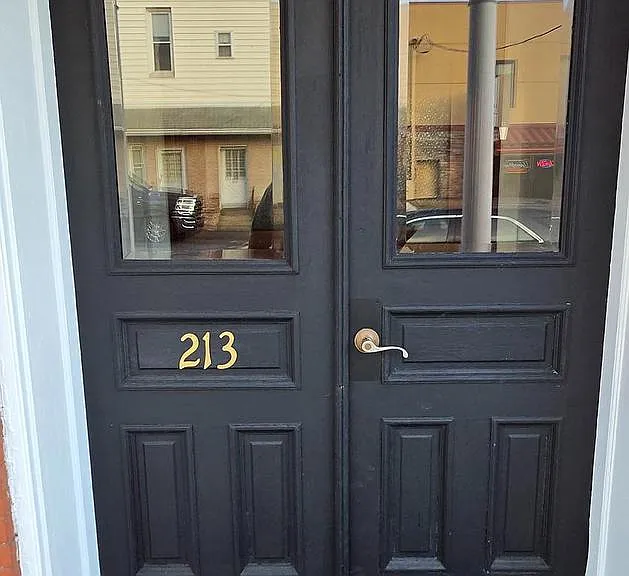 213 W Market St #3 — Photo 4
