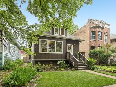 819 S Lombard Ave, Oak Park, IL, 60304