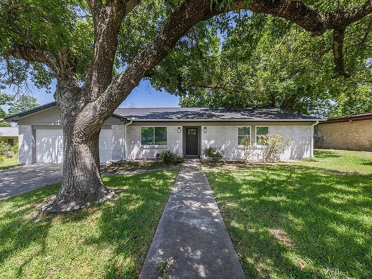 11603 Oak Trl — Photo 24