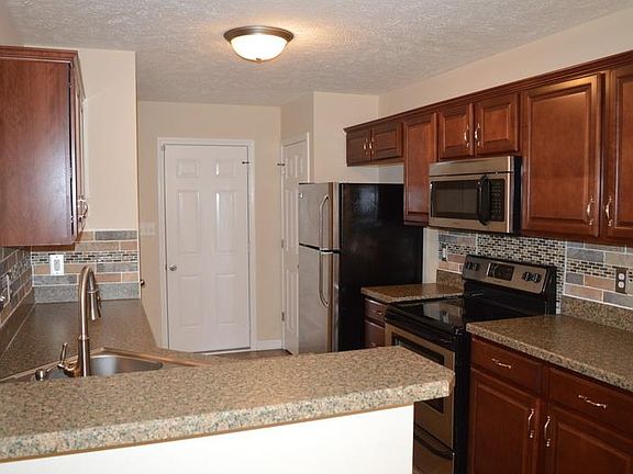 2nd image of 3217 S Senseney Cir