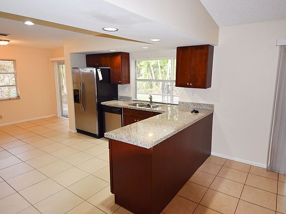 2nd image of 9231 Shadow Wood Blvd