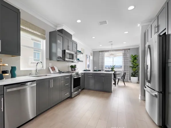 730 Pinto Way, Mission Viejo, CA 92694