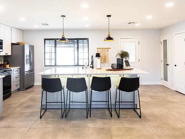 7431 E Coronado Rd — Photo 24