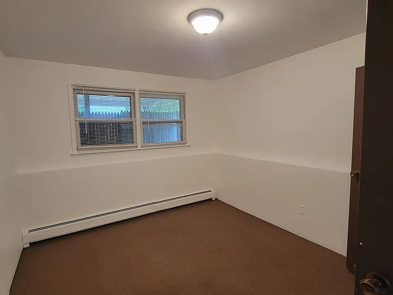 14 Brook St #3 — Photo 8