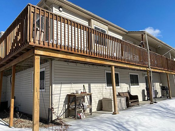 2nd image of 9543 Overlook Ct