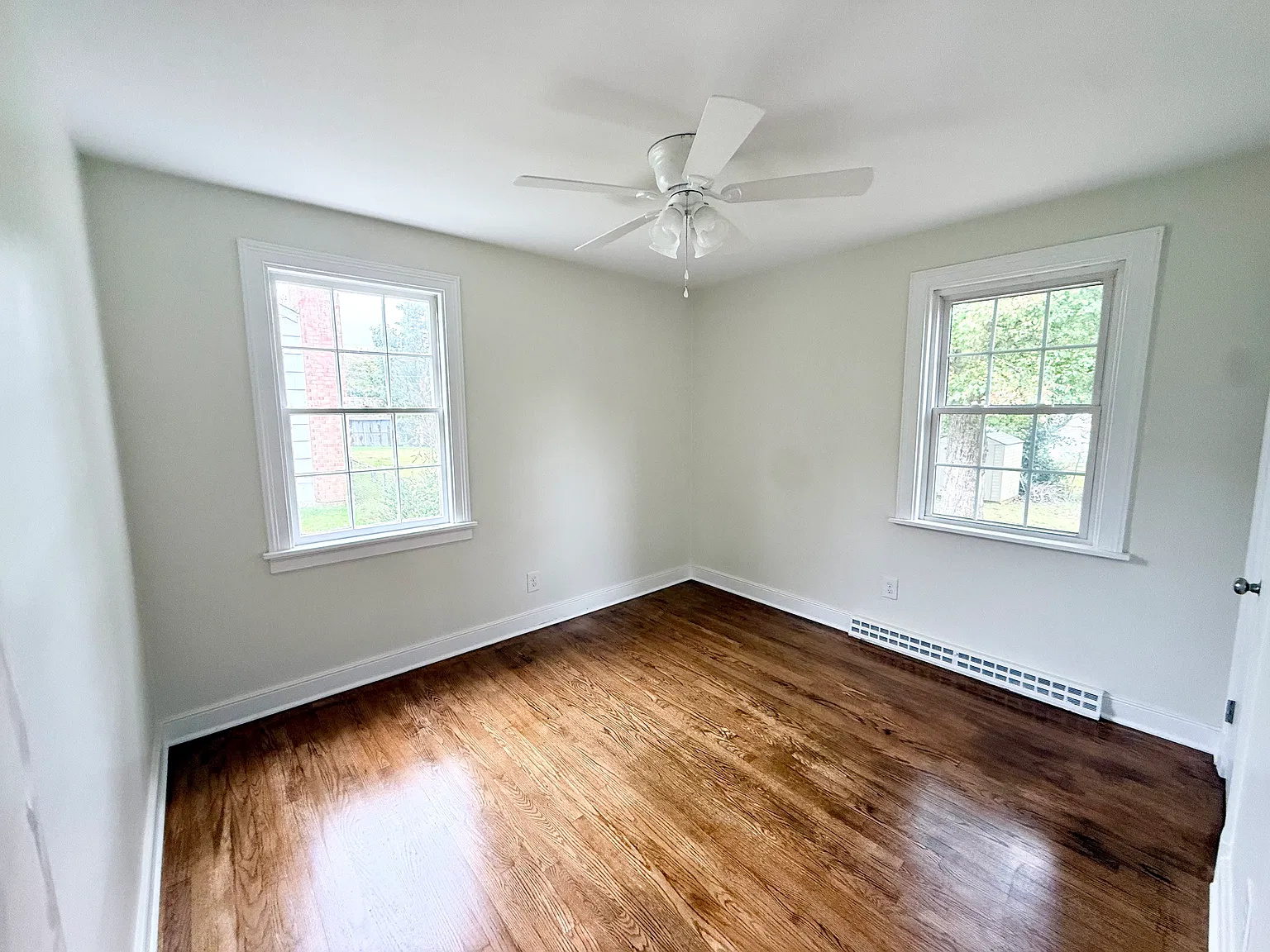 3 bed, 1254 sqft, $2,300 — Photo 4
