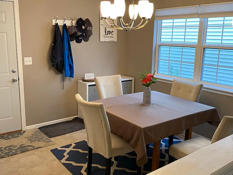 1707 Randall Dr — Photo 3