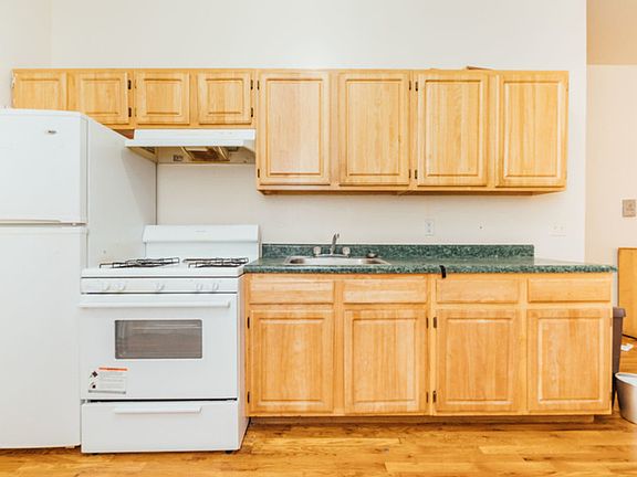 2nd image of 20 Morgan Ave #1A