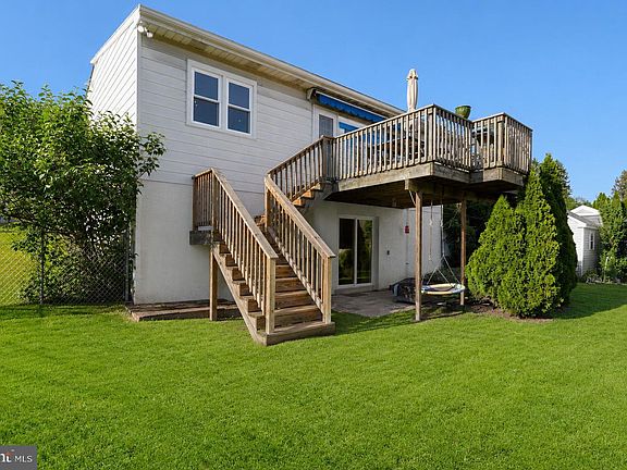 5th image of 1241 Haines Ave