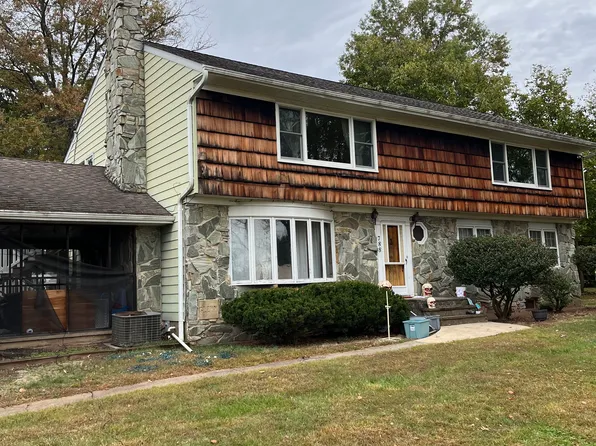 788 Clawson Ave, Flagtown, NJ 08844