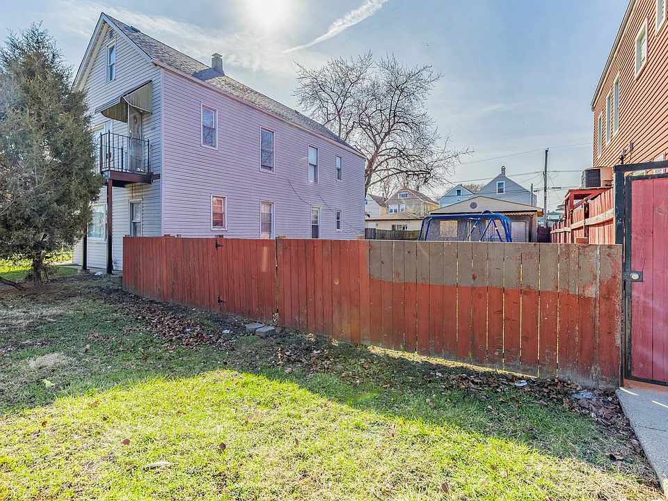 1st image of 5238 S Francisco Ave