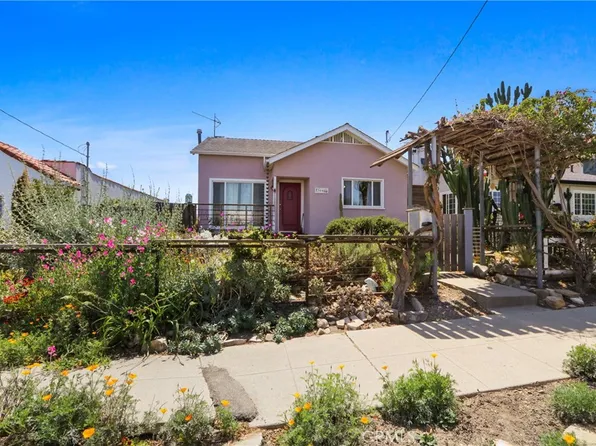 1055 W 17th St, San Pedro, CA 90731