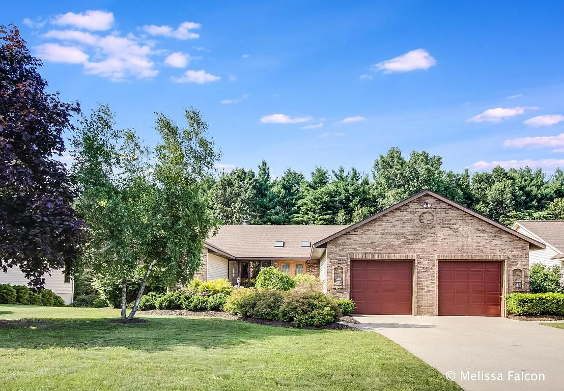 1681 Plateau Dr SW photo 1